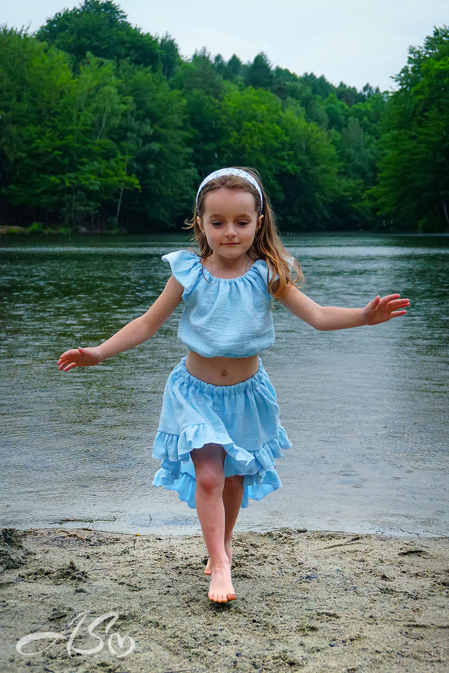 Dwuczęściowy Komplet: Top Typu „Hiszpanka” z Rozkloszowaną Spódnicą - obrazek 11