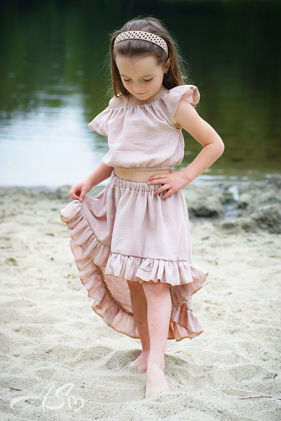 Dwuczęściowy Komplet: Top Typu „Hiszpanka” z Rozkloszowaną Spódnicą - obrazek 9