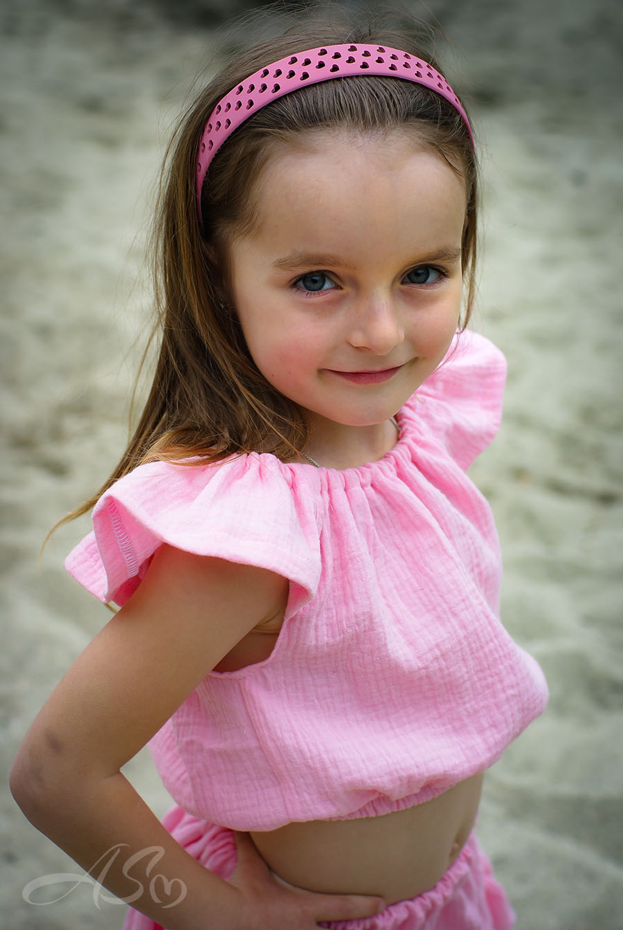 Dwuczęściowy Komplet: Top Typu „Hiszpanka” z Rozkloszowaną Spódnicą - obrazek 4