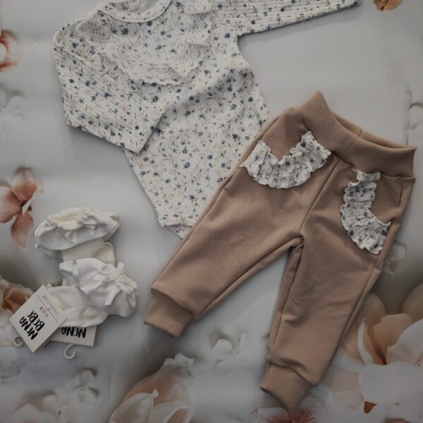 Spodnie z efektownymi falbankami